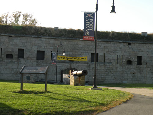 fort adams tour