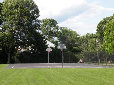 newport ri basketball court